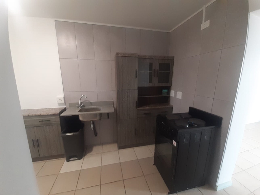 To Let 1 Bedroom Property for Rent in De Bakke Western Cape